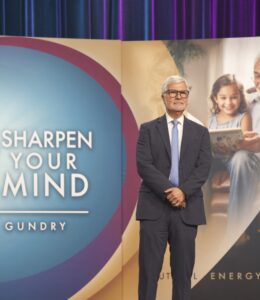 Gundry still on stage–975A0848